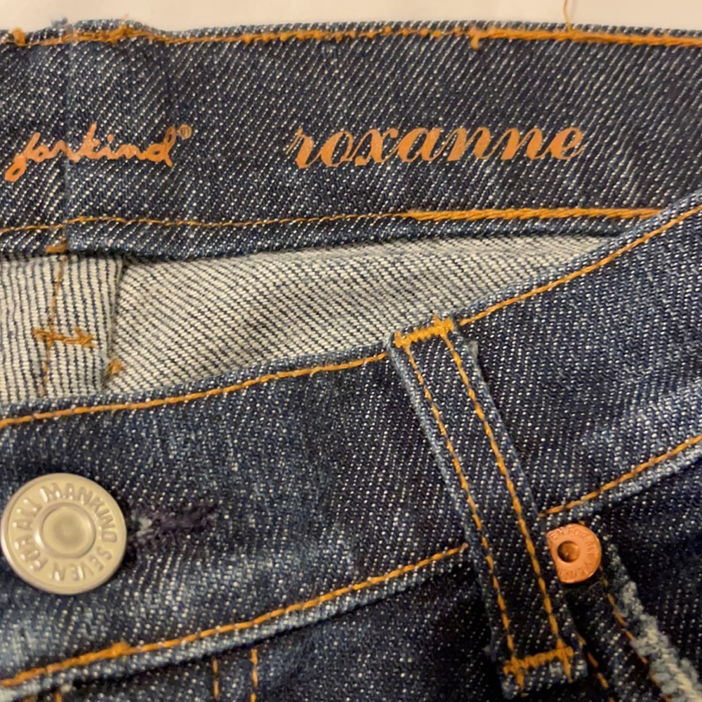 7 For All ManKind - Picture 4 of 8